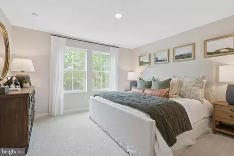 Bedroom - 41 Silverbell Ave, Berlin, NJ 08009 photo 1 of 6