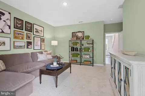 Entry Way - 43 Silverbell Ave, Berlin, NJ 08009 photo 1 of 11