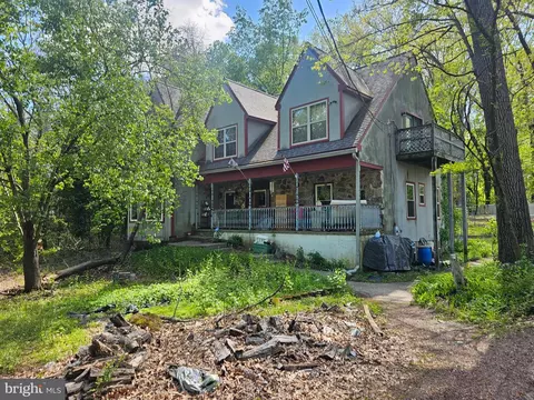 5 Higgins Ave, Clementon, NJ 08021
