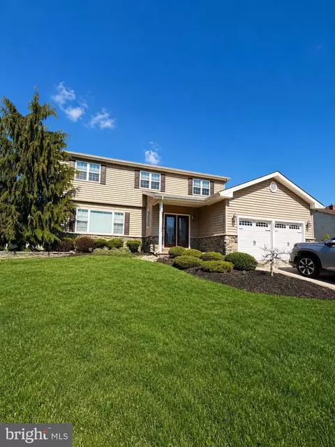 201 Sandringham Rd, Cherry Hill, NJ 08003