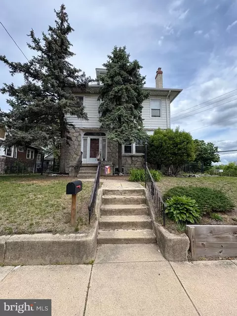 945 Hudson St, Gloucester City, NJ 08030