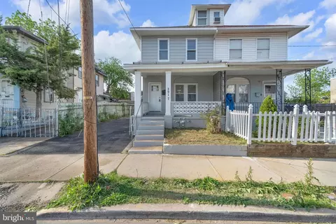 2917 Mickle St, Camden, NJ 08105