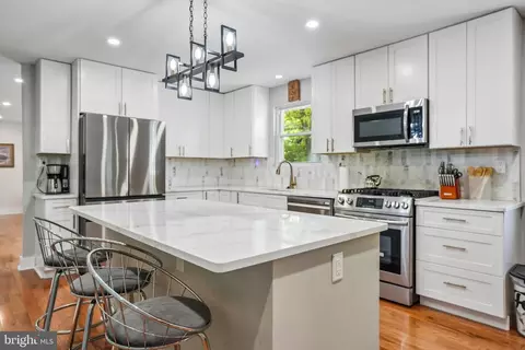 2315 Garwood Rd, Sicklerville, NJ 08081