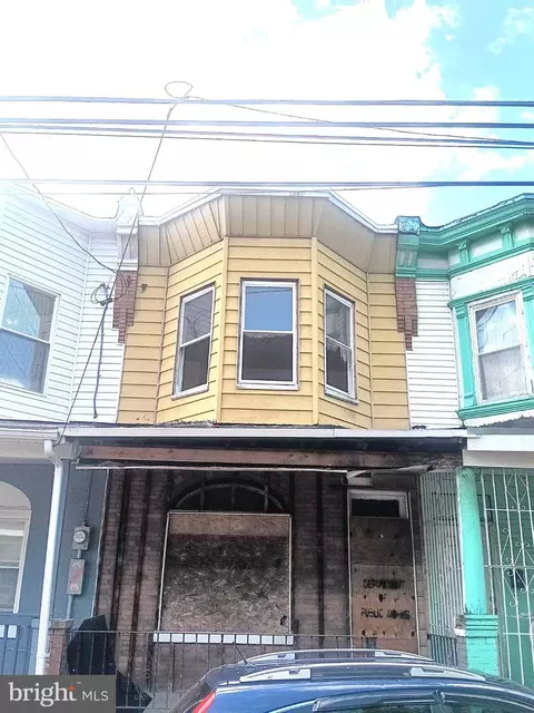1831 S 6th St, Camden, NJ 08104