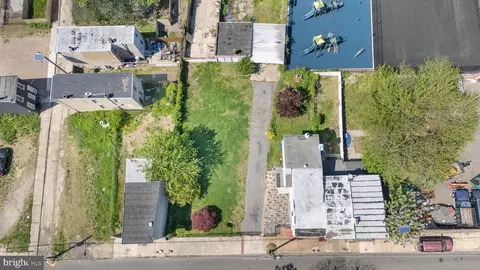 733 Cherry St, Camden, NJ 08103