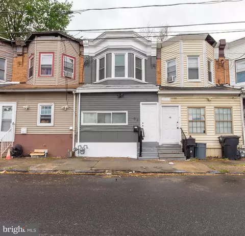 39 N 22nd St, Camden, NJ 08105
