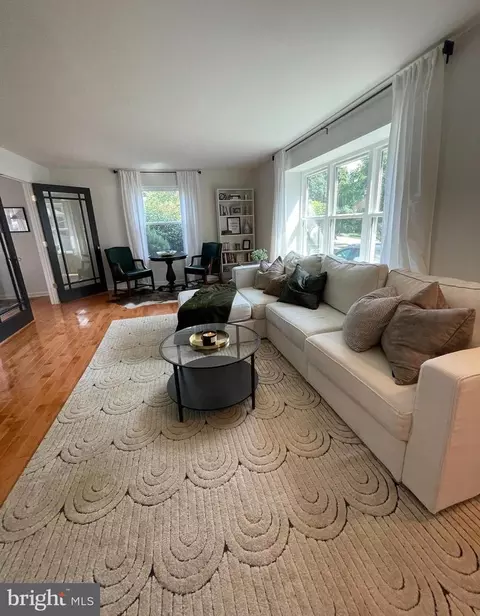 11 Birchwood Park Dr S, Cherry Hill, NJ 08003