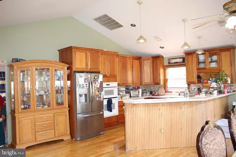Kitchen - 80 Chews Landing Rd, Clementon, NJ 08021 photo 1 of 4