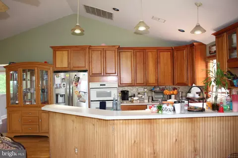 Kitchen - 80 Chews Landing Rd, Clementon, NJ 08021 photo 3 of 4