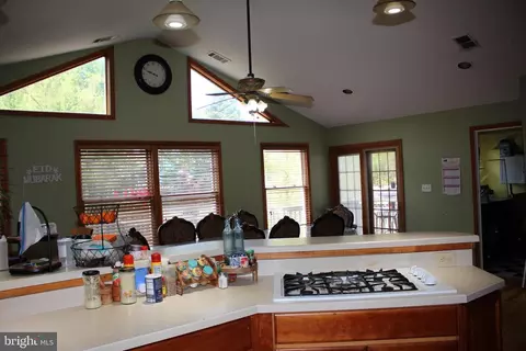 Entry Way - 80 Chews Landing Rd, Clementon, NJ 08021 photo 3 of 11