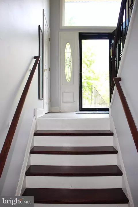 Entry Way - 80 Chews Landing Rd, Clementon, NJ 08021 photo 4 of 11