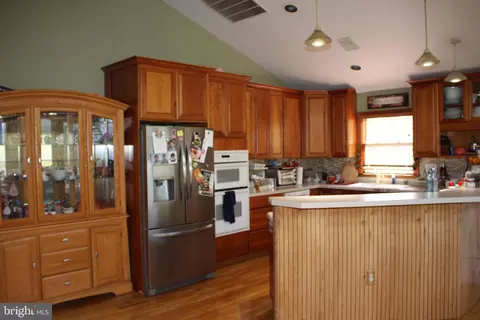 Kitchen - 80 Chews Landing Rd, Clementon, NJ 08021 photo 4 of 4