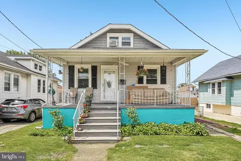 2267 Cove Rd, Pennsauken, NJ 08110