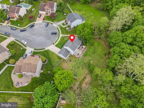View/Area - 2 Farnham Ct, Clementon, NJ 08021 photo 3 of 5