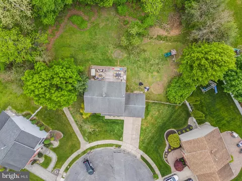 View/Area - 2 Farnham Ct, Clementon, NJ 08021 photo 4 of 5