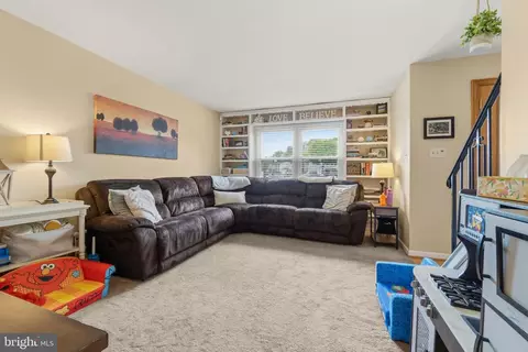 Other - 2 Farnham Ct, Clementon, NJ 08021 photo 6 of 12