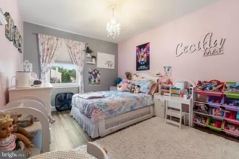 Bedroom - 2 Farnham Ct, Clementon, NJ 08021 photo 3 of 5
