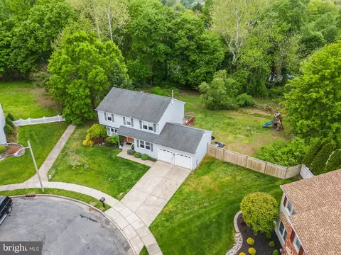 View/Area - 2 Farnham Ct, Clementon, NJ 08021 photo 5 of 5