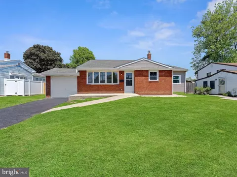 157 W Browning Rd, Bellmawr, NJ 08031