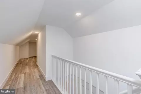 Entry Way - 36 Atlantic Ave, Clementon, NJ 08021 photo 7 of 11