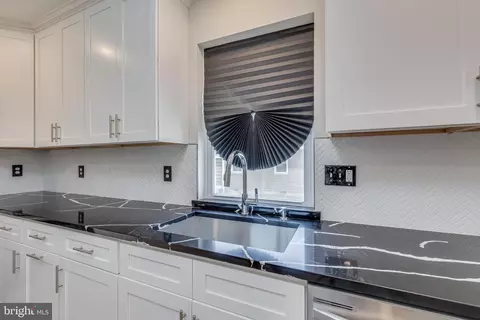 Kitchen - 36 Atlantic Ave, Clementon, NJ 08021 photo 3 of 4