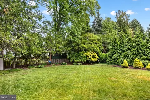 Exterior - 809 W Redman Ave, Haddonfield, NJ 08033 photo 6 of 8
