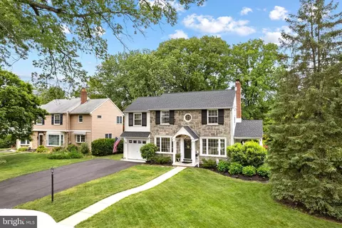 809 W Redman Ave, Haddonfield, NJ 08033