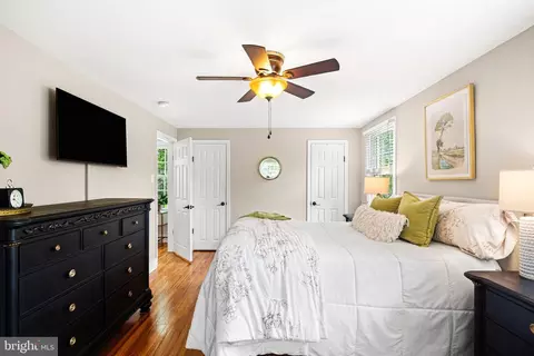 Bedroom - 809 W Redman Ave, Haddonfield, NJ 08033 photo 3 of 7