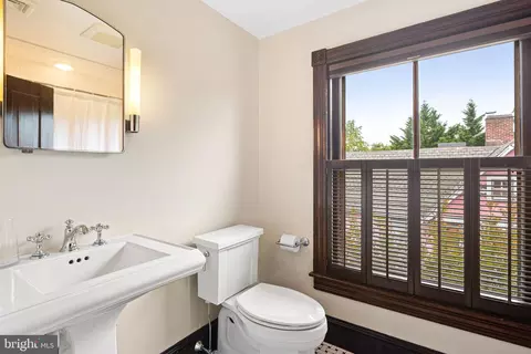 Bath - 213 Warwick Rd, Haddonfield, NJ 08033 photo 6 of 6