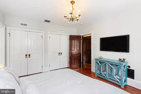 Bedroom - 213 Warwick Rd, Haddonfield, NJ 08033 photo 3 of 10