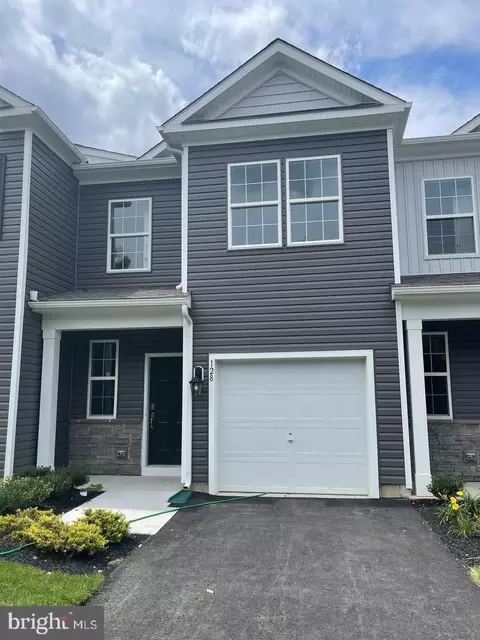 128 Sickler Ct, Sicklerville, NJ 08081