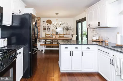 Kitchen - 34 Madison Dr, Clementon, NJ 08021 photo 1 of 6