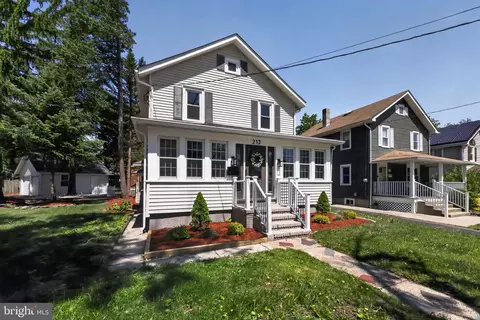 213 Lawnside Ave, Haddon Township, NJ 08108