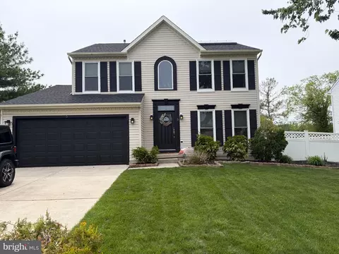 5 Elsworth Dr, Sicklerville, NJ 08081