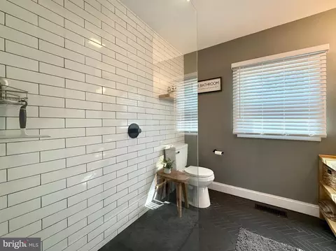 Bath - 16 E 9th Ave, Pine Hill, NJ 08021 photo 1 of 4