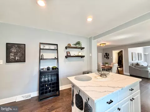 Kitchen - 16 E 9th Ave, Pine Hill, NJ 08021 photo 4 of 4
