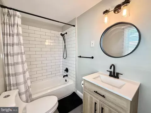Bath - 16 E 9th Ave, Pine Hill, NJ 08021 photo 4 of 4