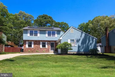 11 Mill Ct, Sicklerville, NJ 08081