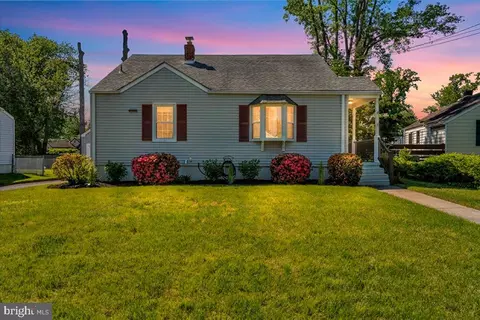 4 Gere Ter, Cherry Hill, NJ 08002