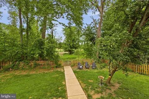 Exterior - 17 Devon Ct, Haddonfield, NJ 08033 photo 3 of 5