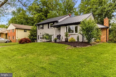 17 Devon Ct, Haddonfield, NJ 08033