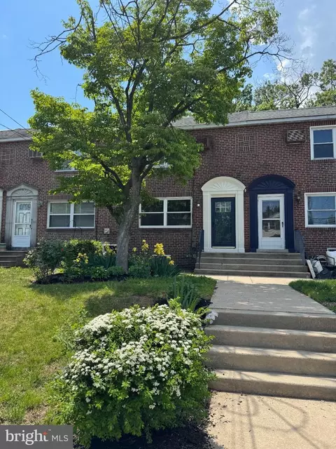 452 Center St, Collingswood, NJ 08108