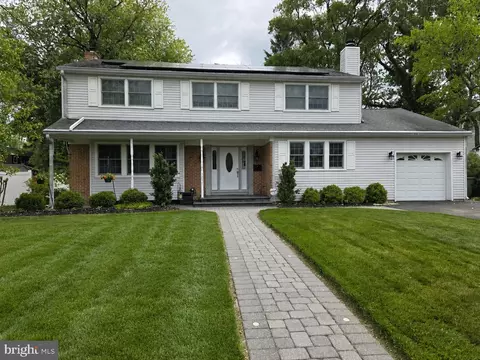 1237 Heartwood Dr, Cherry Hill, NJ 08003