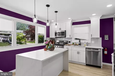 6104 Walnut Ave, Pennsauken, NJ 08109