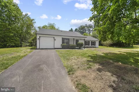 4 Alan Pl, Sicklerville, NJ 08081 photo 4
