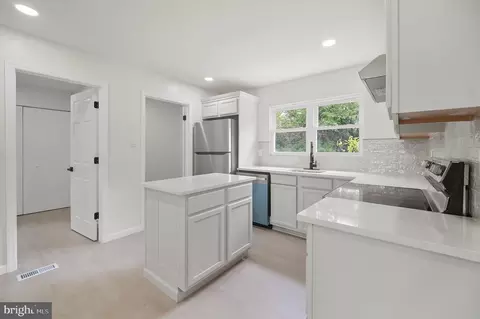 4 Alan Pl, Sicklerville, NJ 08081 photo 14