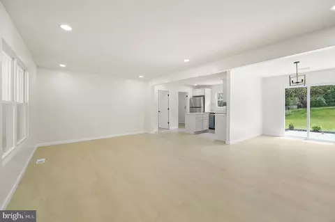 4 Alan Pl, Sicklerville, NJ 08081 photo 10
