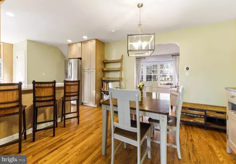 Dining - 656 E Greenman Rd, Haddonfield, NJ 08033 photo 1 of 2