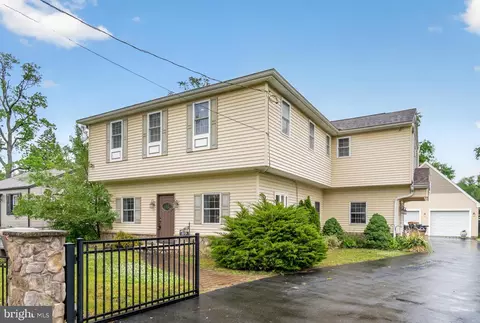 Exterior - 117 State Ave, Lindenwold, NJ 08021 photo 2 of 8