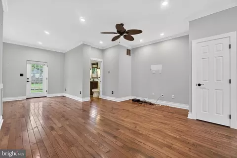Living - 117 State Ave, Lindenwold, NJ 08021 photo 3 of 5